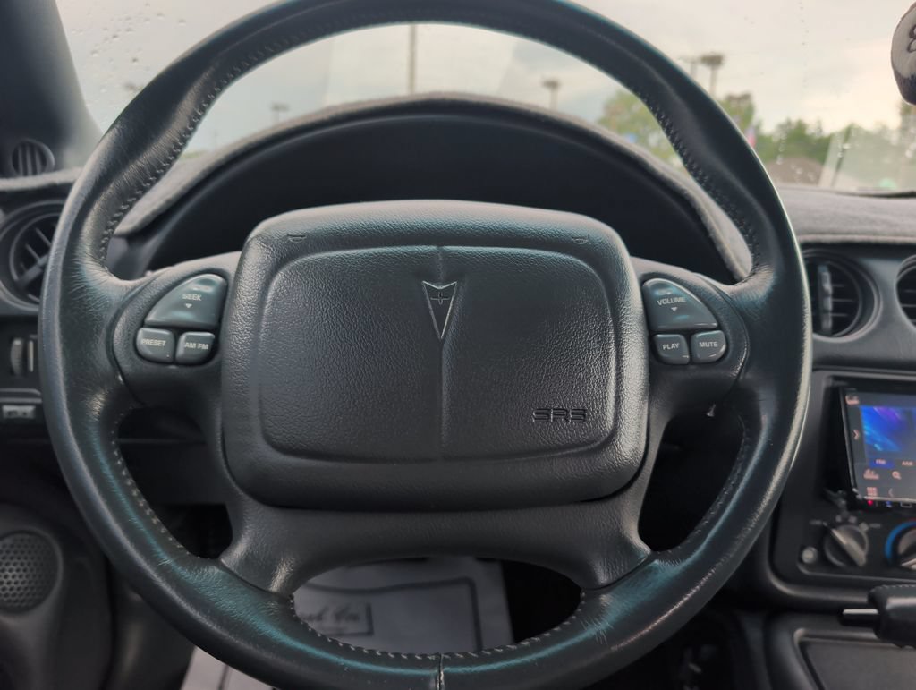 Used 1995 Pontiac Firebird Trans Am RWD image 11