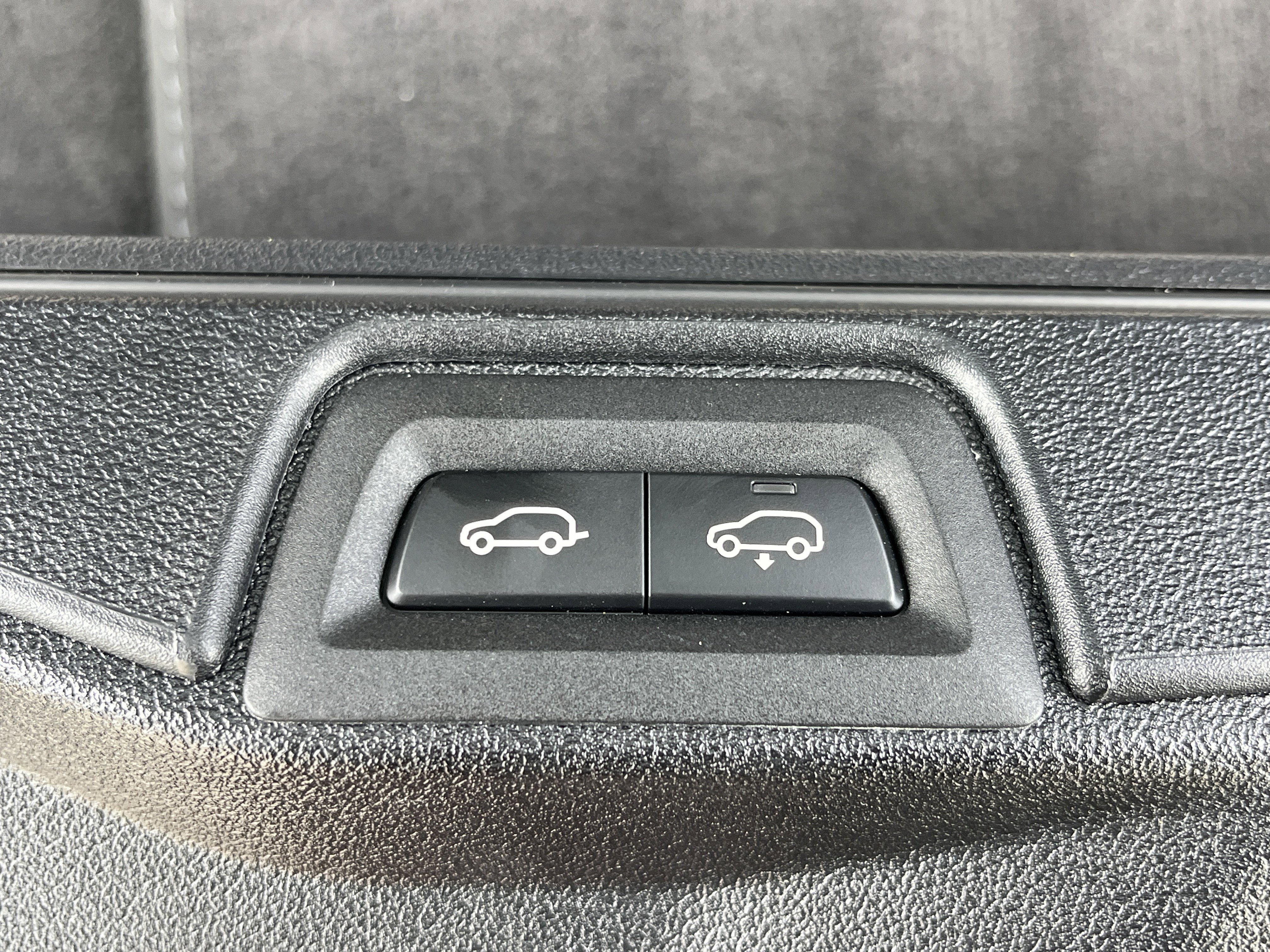 Used 2026 BMW X7 M60i image 31