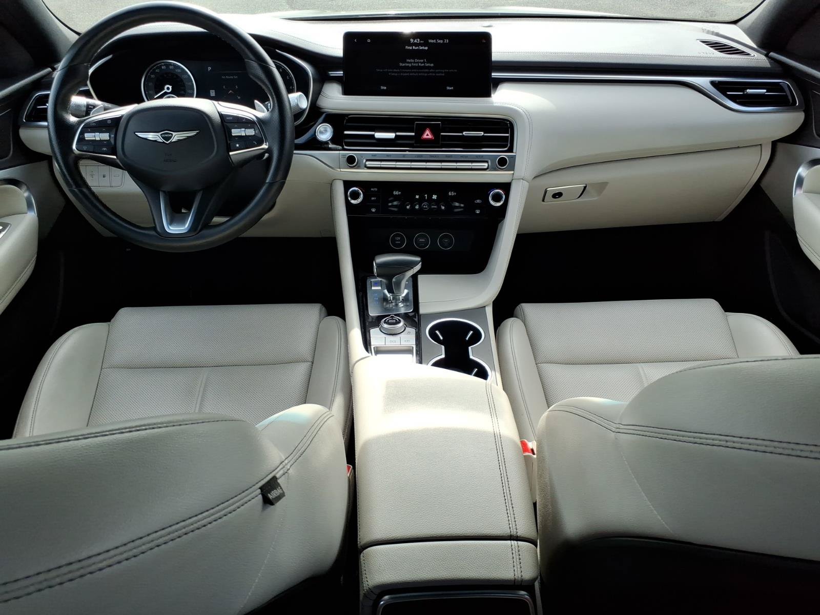 Used 2025 Genesis G70 2.5T AWD/4WD image 11