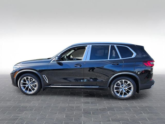 Used 2021 BMW X5 sDrive40i w/ Premium Package RWD image 2