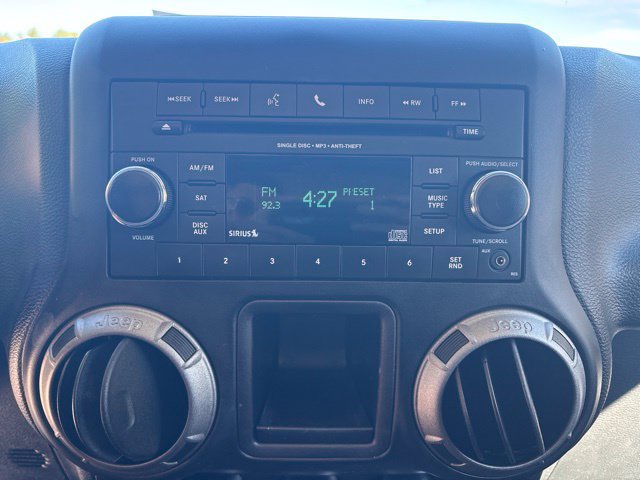 Used 2016 Jeep Wrangler Sport w/ Quick Order Package 24S AWD/4WD image 17