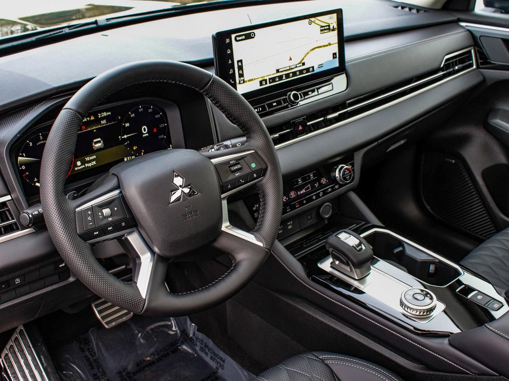New 2026 Mitsubishi Outlander SEL AWD/4WD image 16