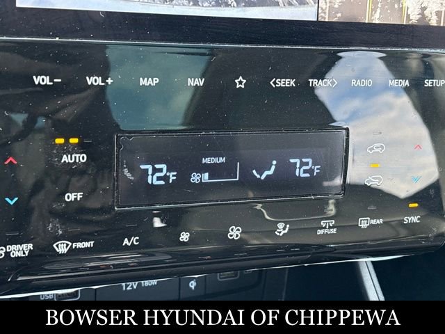 Used 2023 Hyundai Tucson Limited image 16