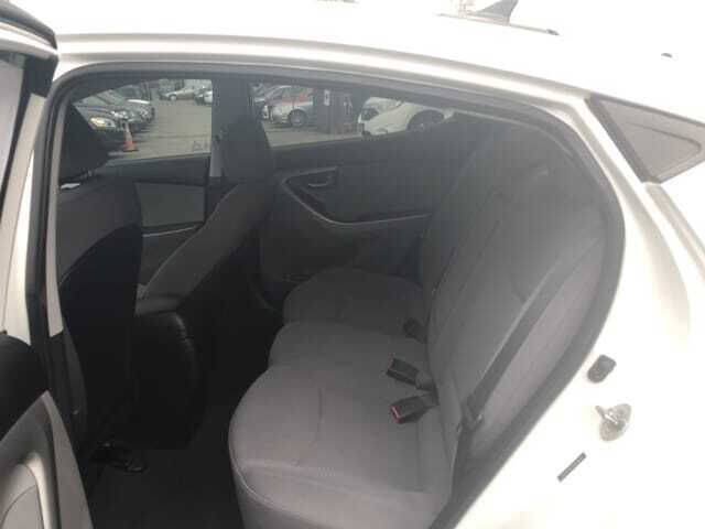 Used 2014 Hyundai Elantra SE FWD image 10