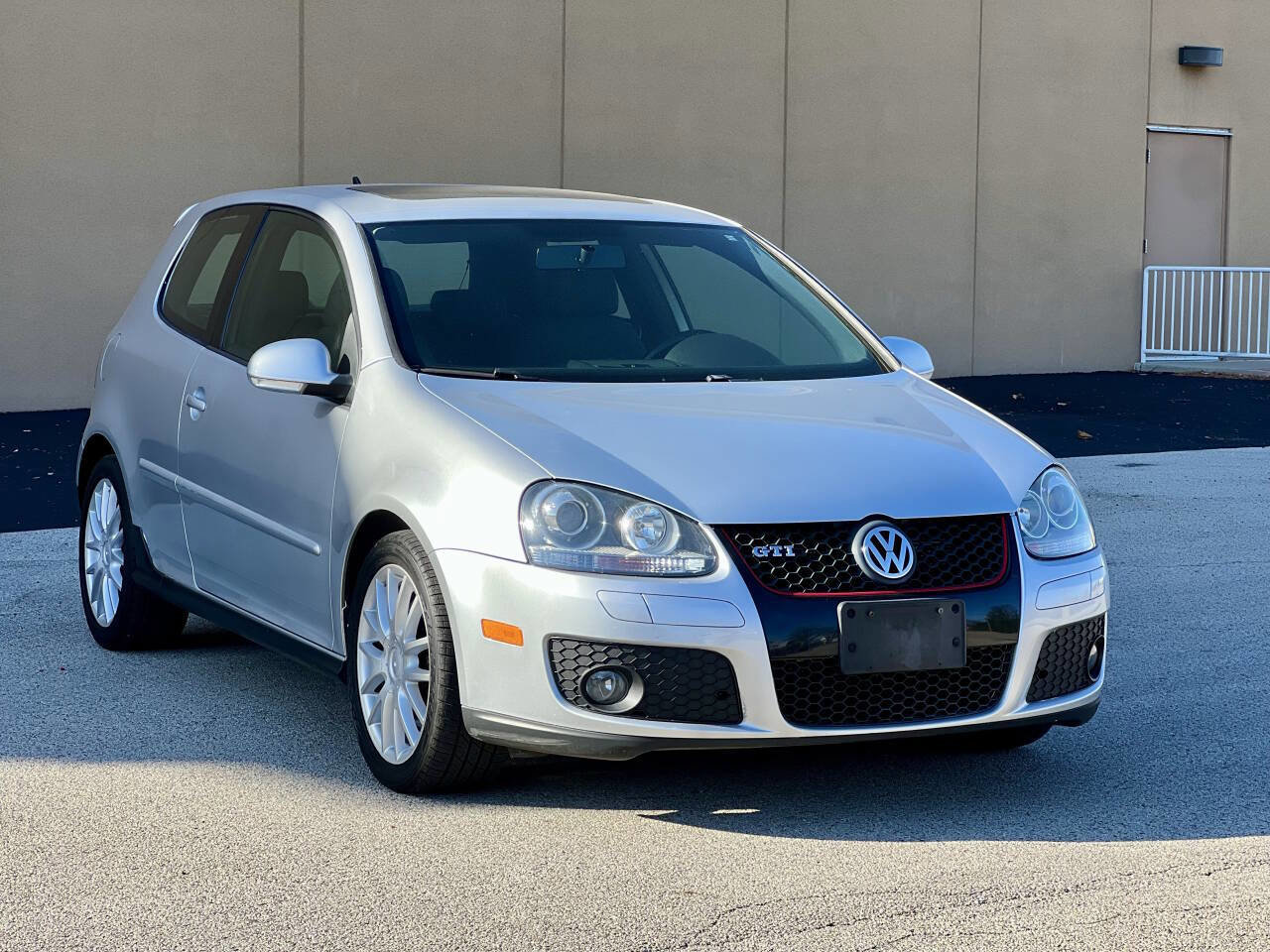 Used 2007 Volkswagen GTI 2-Door image 1
