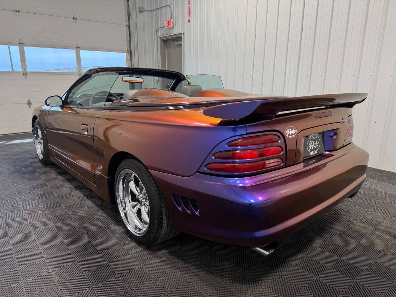 Used 1995 Ford Mustang GT RWD image 4