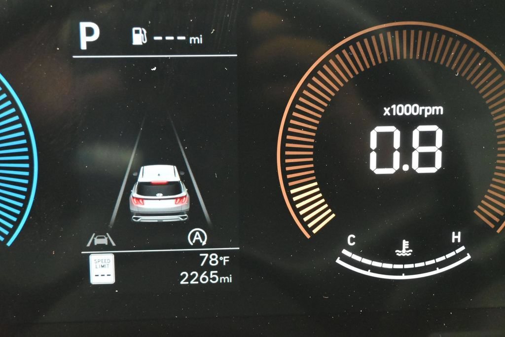 Certified 2025 Hyundai Tucson SE AWD/4WD image 16