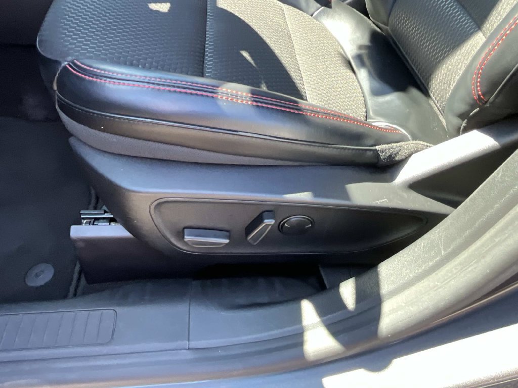 Certified 2024 Ford Escape ST-Line w/ Tech Pack #1 FWD image 31