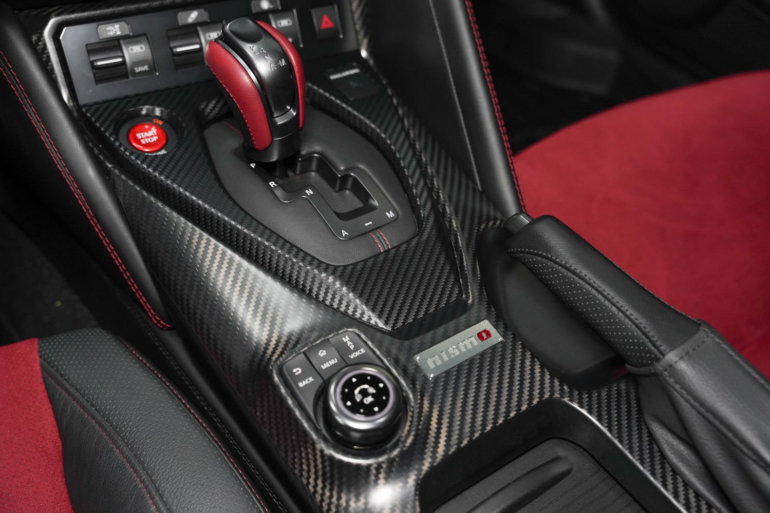 Used 2018 Nissan GT-R NISMO AWD/4WD image 42