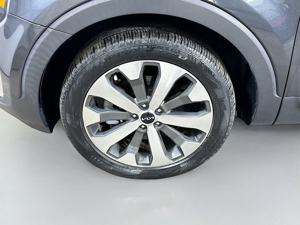 Used 2022 Kia Telluride EX w/ EX Premium Package image 8