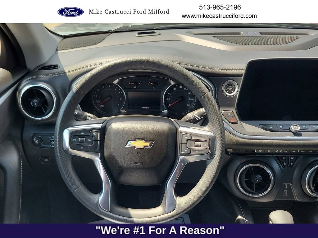 Used 2023 Chevrolet Blazer LT AWD/4WD image 11