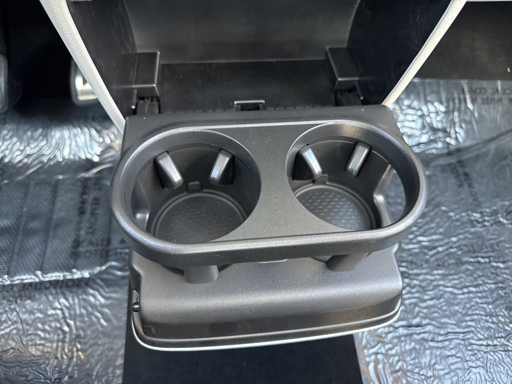 New 2025 Volkswagen ID. Buzz 1st Edition image 24