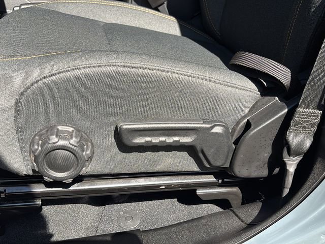 Used 2024 Jeep Wrangler Sport S image 12