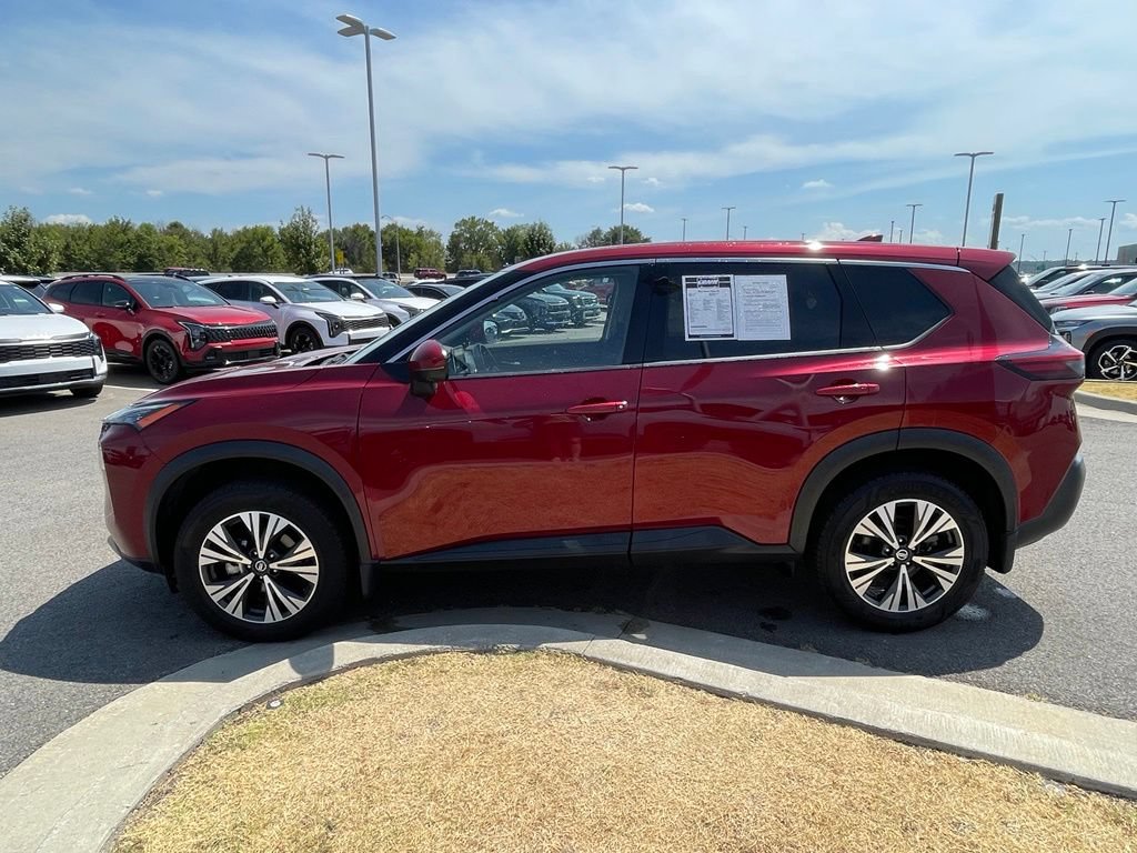 Used 2021 Nissan Rogue SV AWD/4WD image 4