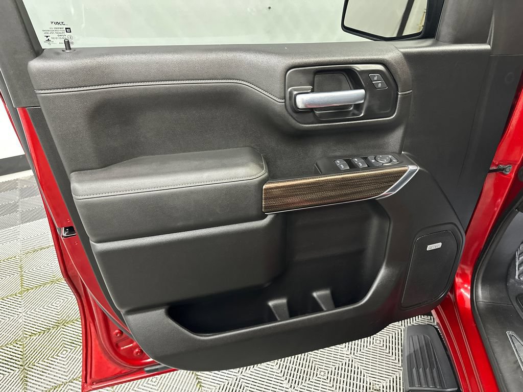 Used 2021 Chevrolet Silverado 1500 RST w/ Convenience Package II AWD/4WD image 11