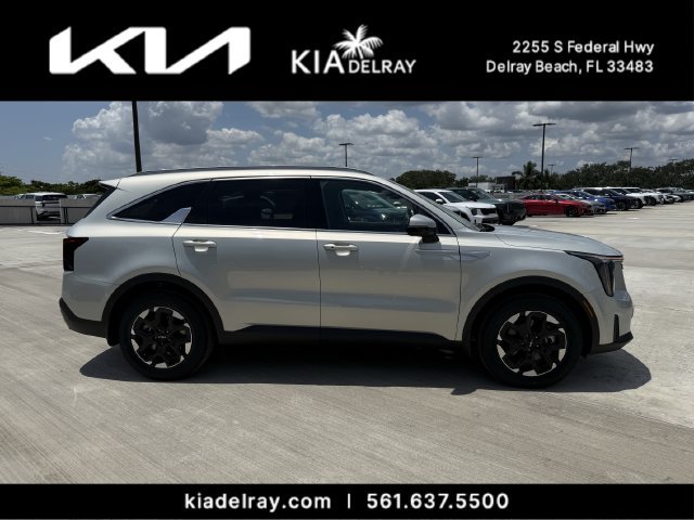New 2026 Kia Sorento S FWD image 2
