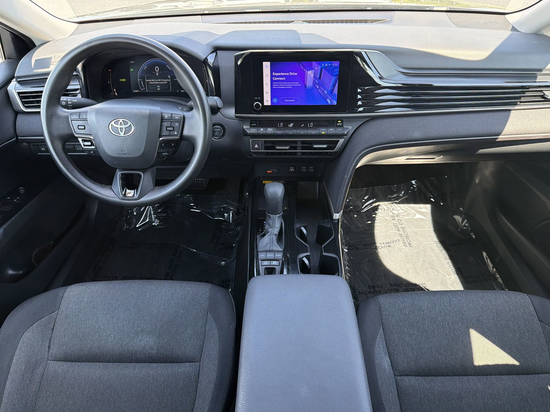 Used 2025 Toyota Camry LE FWD image 2