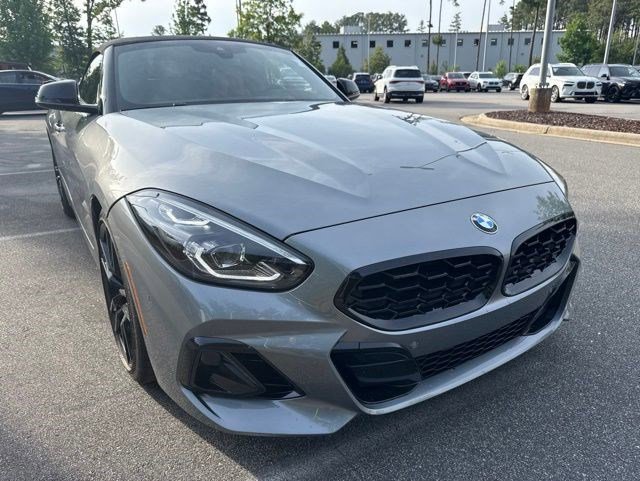 Certified 2024 BMW Z4 M40i w/ Premium Package RWD image 11
