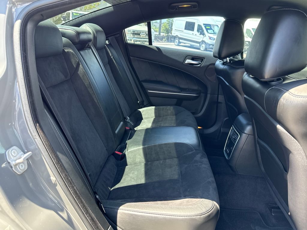 Used 2018 Dodge Charger R/T Scat Pack w/ Dynamics Package RWD image 25