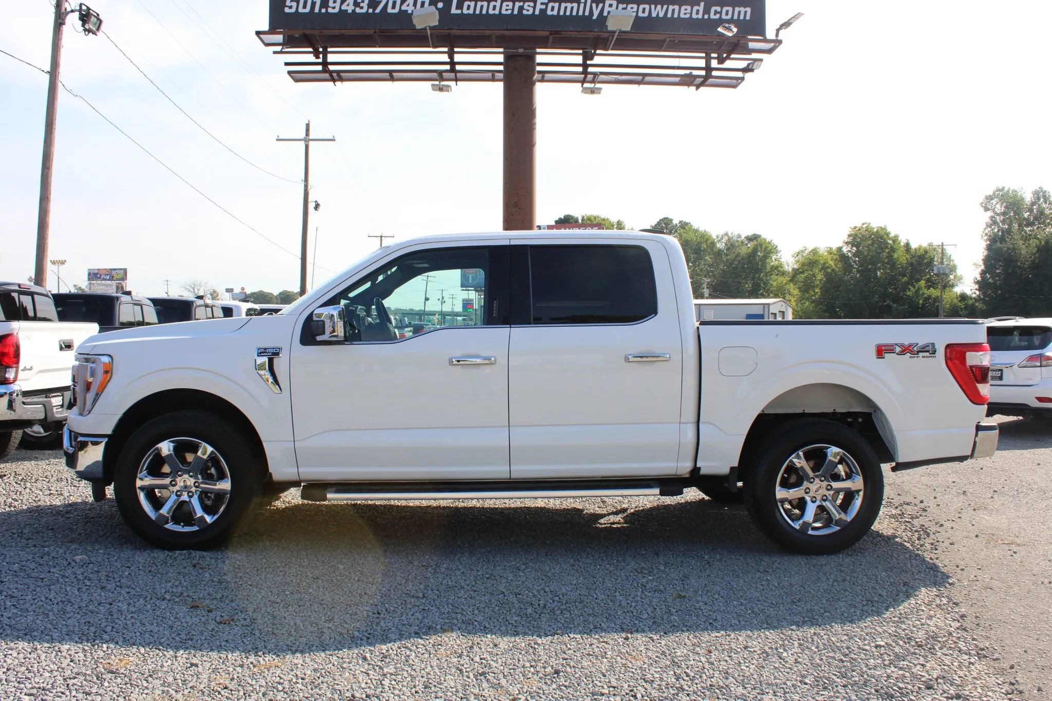 Used 2022 Ford F150 Lariat image 2