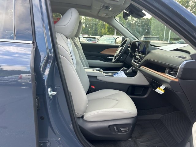 New 2026 Toyota Grand Highlander Limited image 18