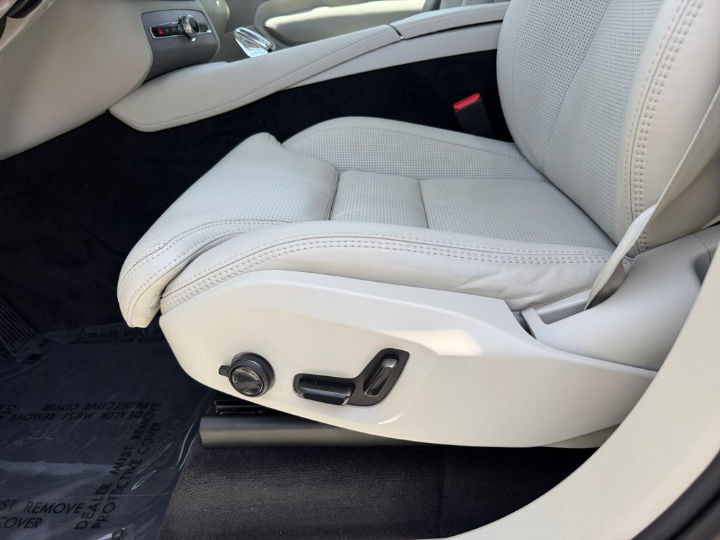 Certified 2024 Volvo XC90 B6 Ultimate AWD/4WD image 17