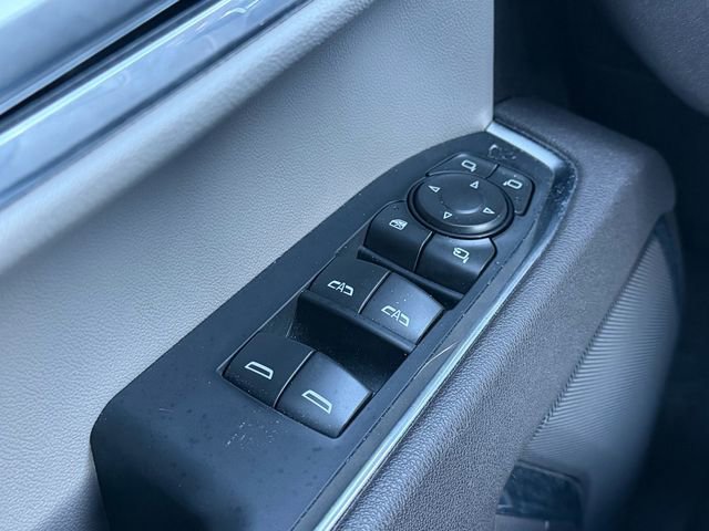 Used 2025 GMC Sierra 1500 SLT image 23