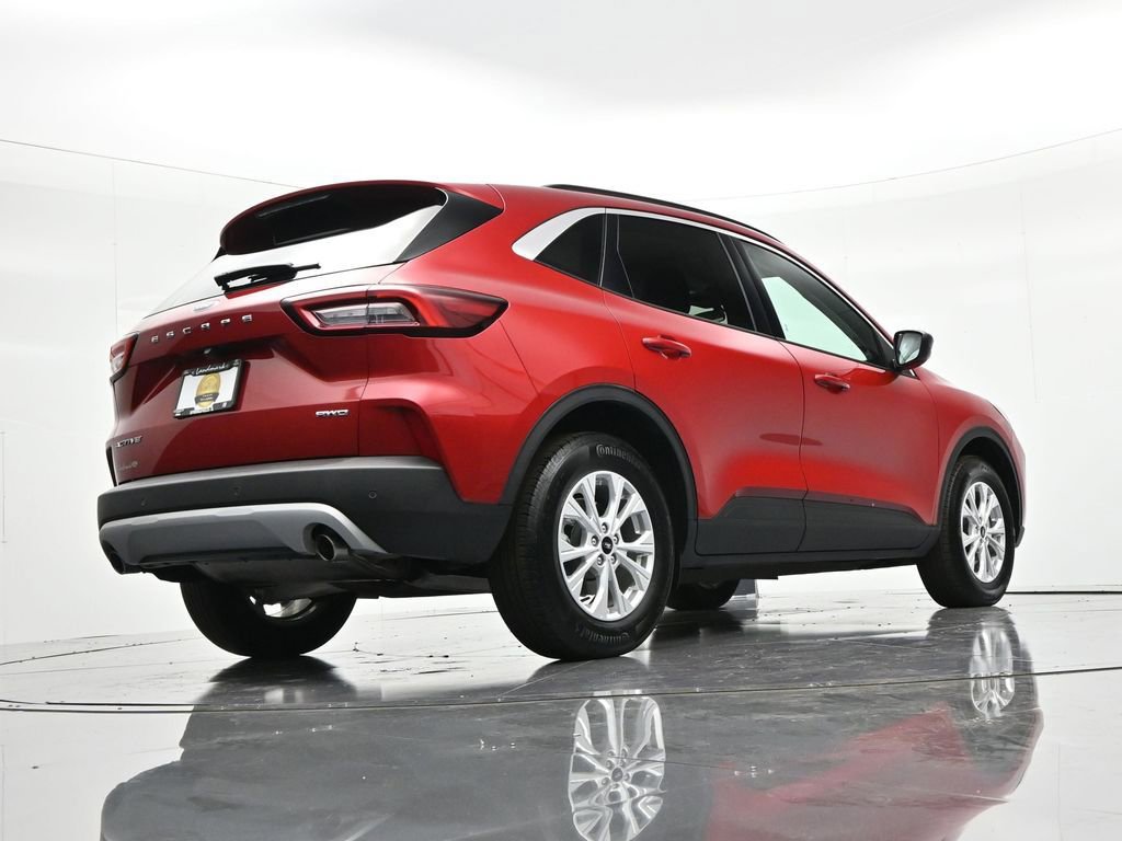 Used 2023 Ford Escape Active w/ Tech Pack #1 image 32