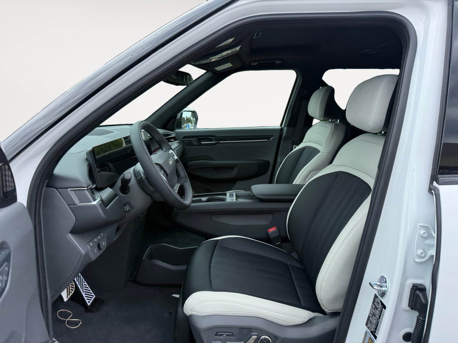New 2026 Kia EV9 GT-Line AWD/4WD image 10
