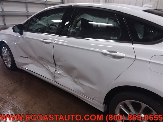 Used 2019 Ford Fusion SE image 17