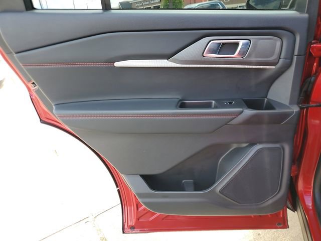 Used 2025 Ford Explorer ST-Line image 15