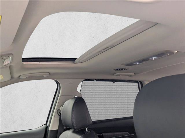 Used 2023 Kia Telluride EX w/ EX Captain's Chair Package image 16