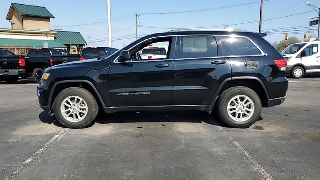Used 2019 Jeep Grand Cherokee Laredo AWD/4WD image 5