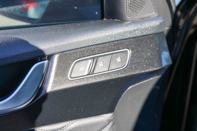 Used 2021 Hyundai Palisade Calligraphy image 11