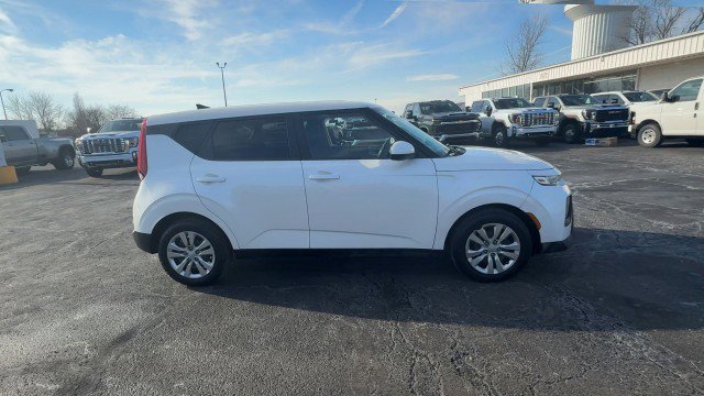 Used 2020 Kia Soul LX image 9