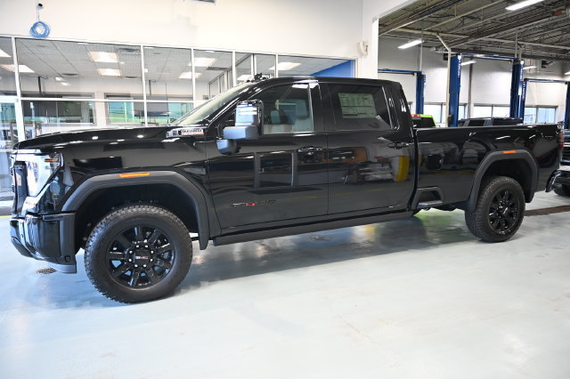 New 2026 GMC Sierra 3500 AT4 w/ AT4 Premium Plus Package AWD/4WD image 10