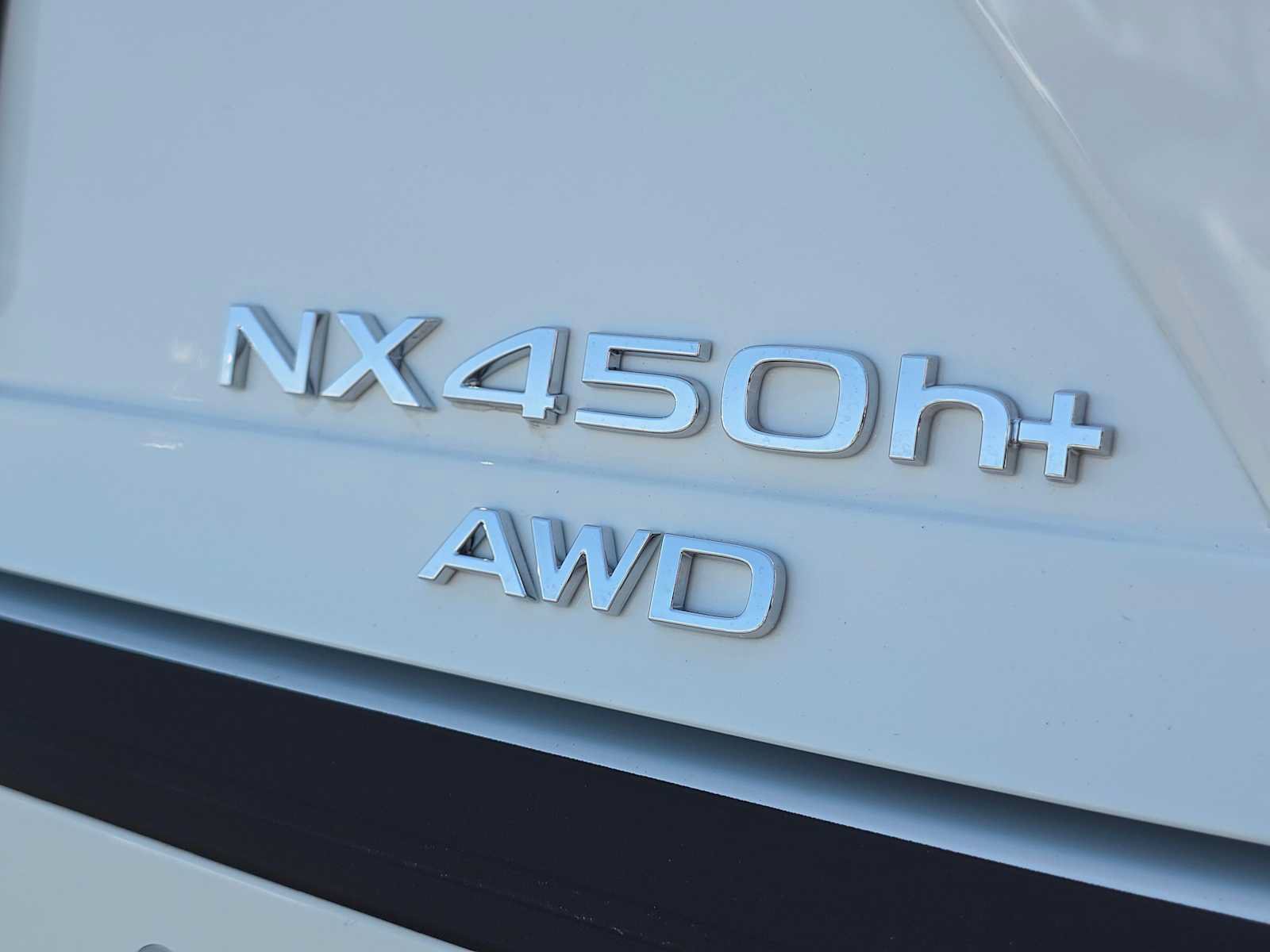 Used 2026 Lexus NX 450h+ AWD w/ Accessory Package (K3) image 13