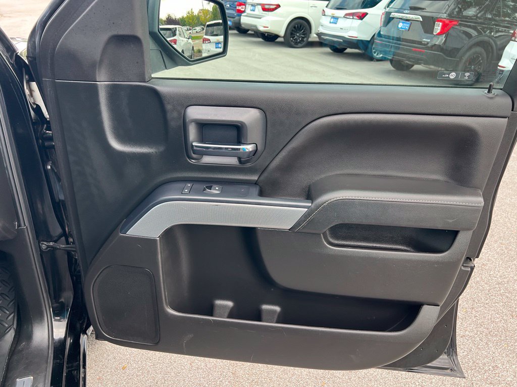 Used 2018 Chevrolet Silverado 1500 LT w/ All Star Edition AWD/4WD image 23