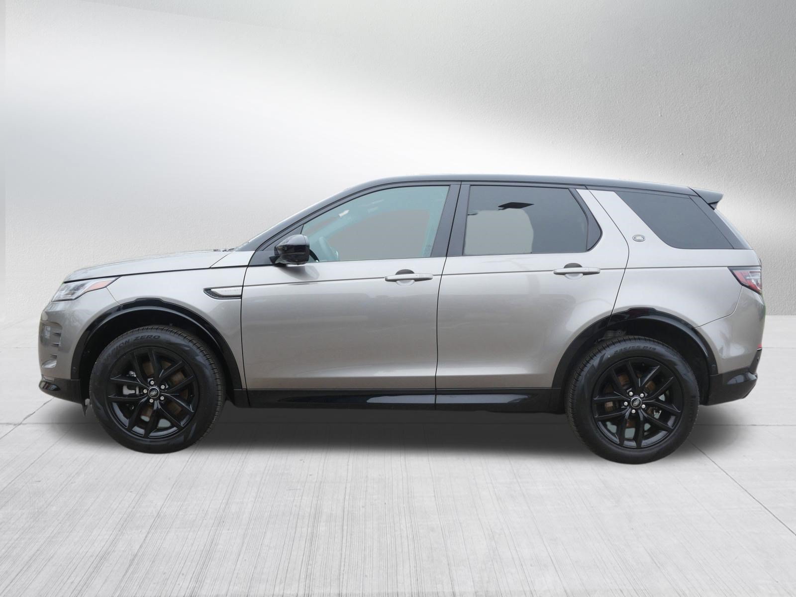 Certified 2024 Land Rover Discovery Sport Dynamic SE AWD/4WD image 2