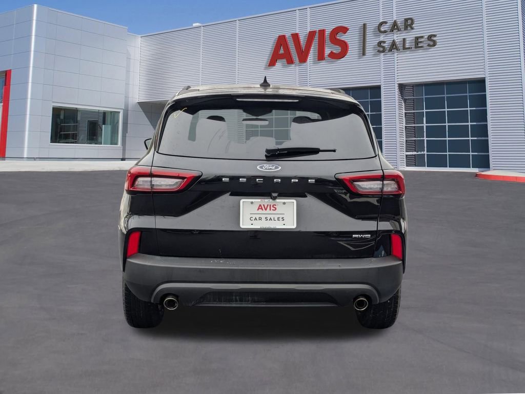 Used 2025 Ford Escape ST-Line image 5