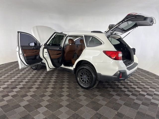 Used 2019 Subaru Outback 3.6R Touring w/ Popular Package #3A image 16