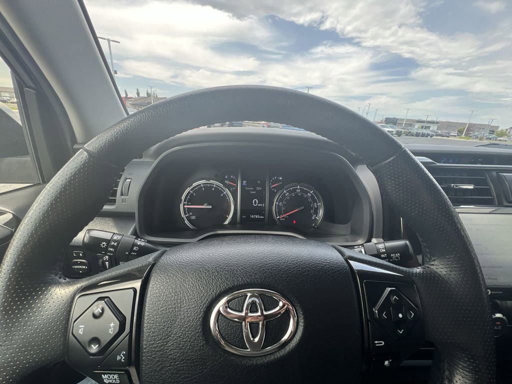 Used 2023 Toyota 4Runner TRD Off-Road Premium image 11