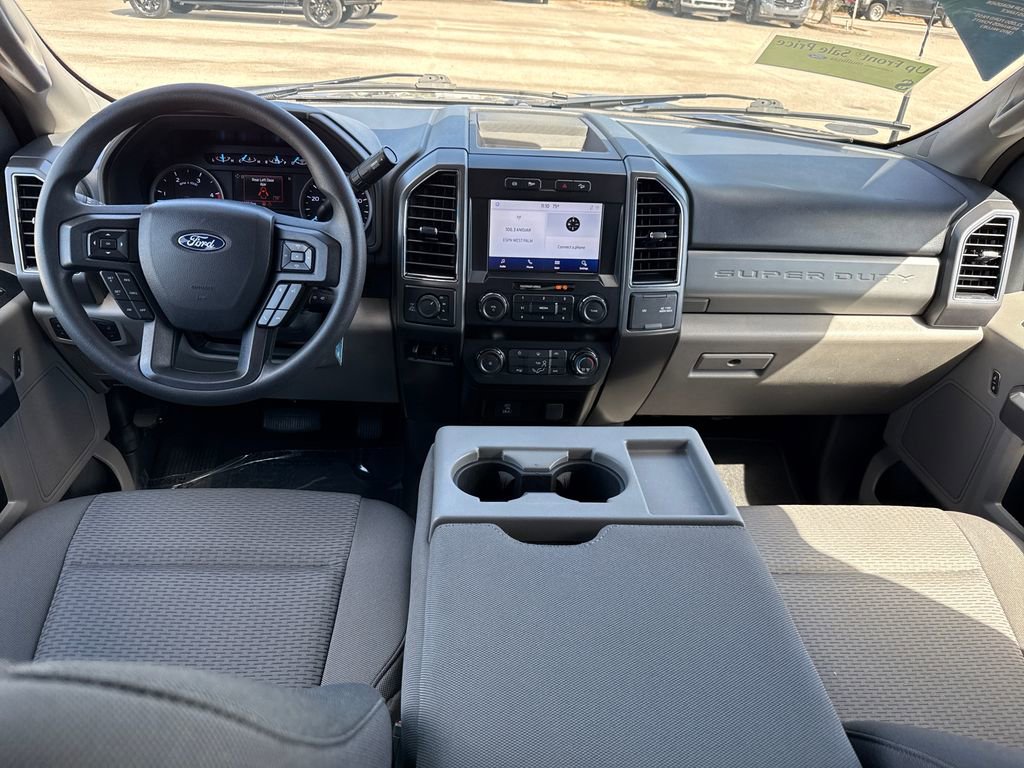 Certified 2022 Ford F250 XLT w/ Black Appearance Package image 6