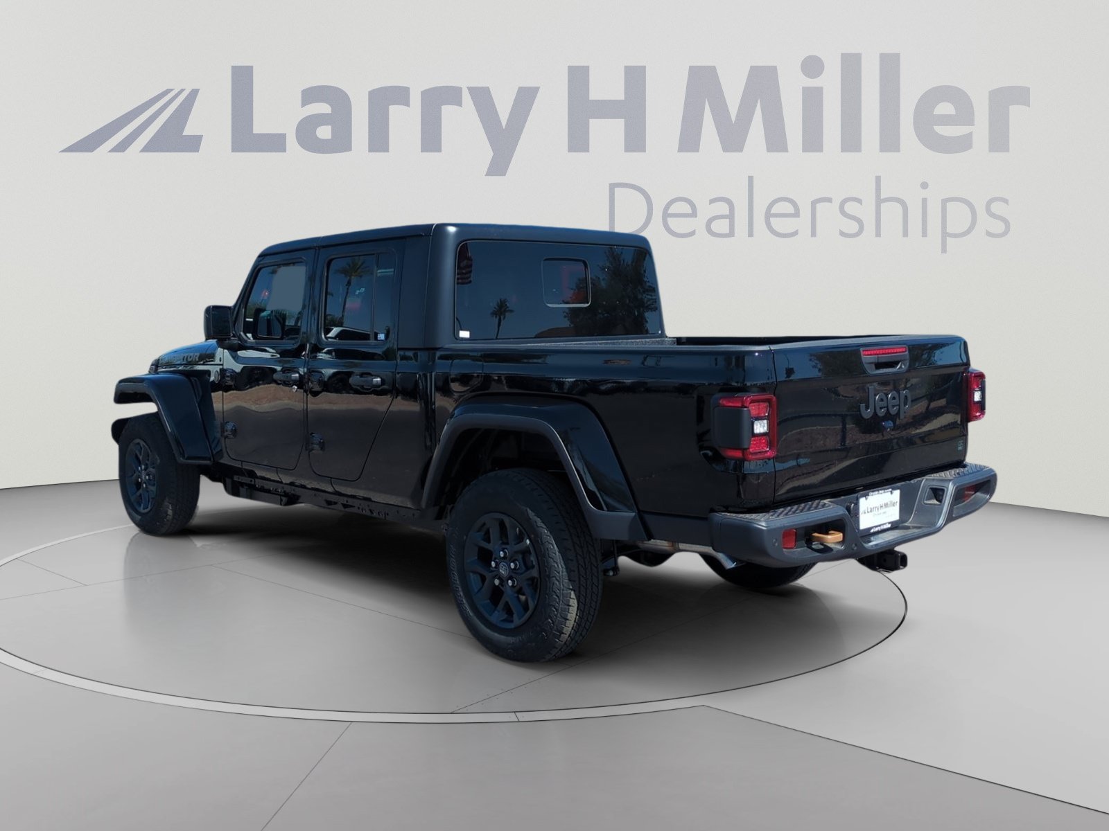New 2026 Jeep Gladiator Sport AWD/4WD image 3
