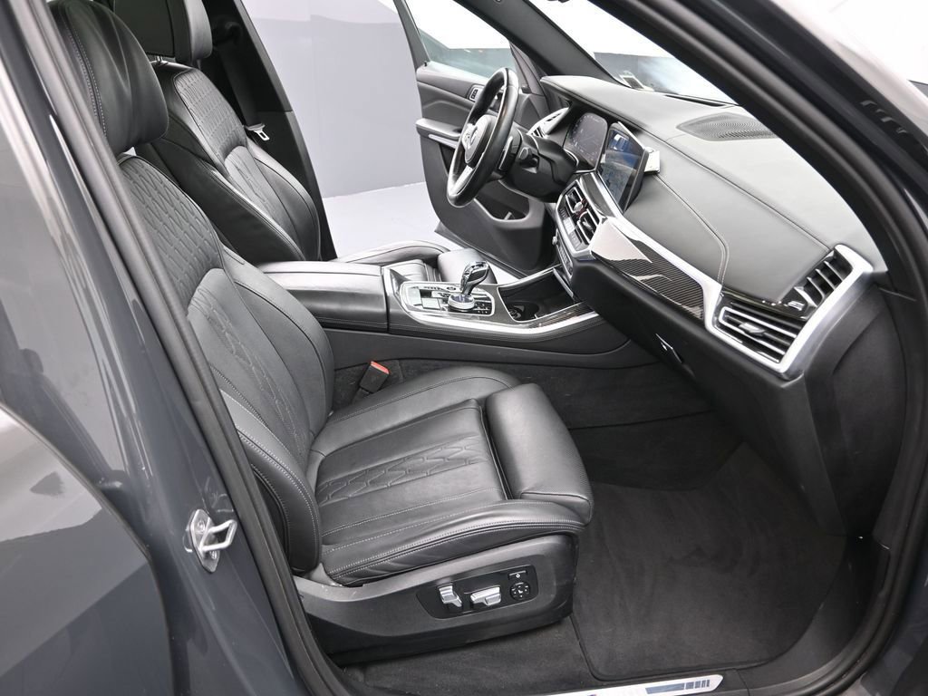 Used 2023 BMW X5 M50i w/ Executive Package AWD/4WD image 22