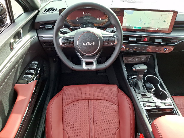 New 2027 Kia K5 GT-Line FWD image 7