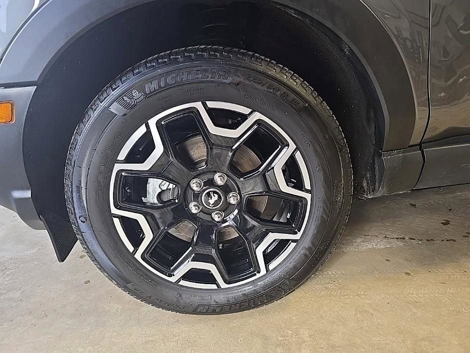 Used 2025 Ford Bronco Sport Outer Banks w/ Outer Banks Tech Package+ image 40