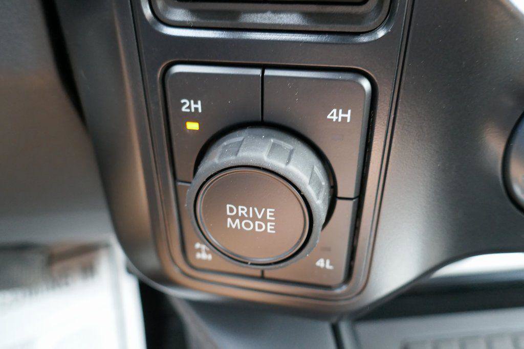 New 2026 Ford F250 Platinum image 24