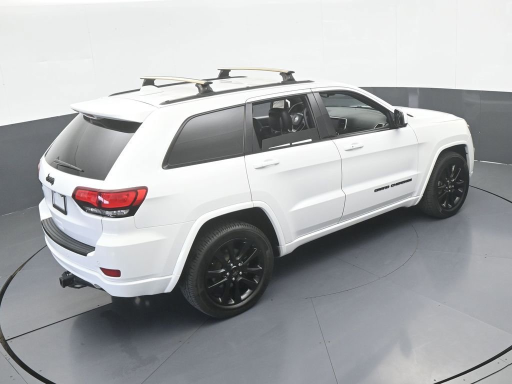 Used 2018 Jeep Grand Cherokee Altitude image 46