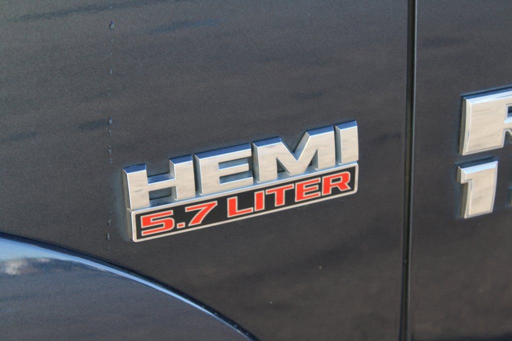 Used 2018 RAM 1500 Laramie w/ Convenience Group image 28